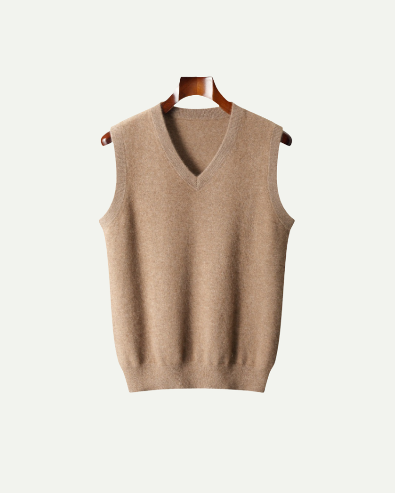 Wool sweater vest, old money men's knitwear product photo — Belvoirne